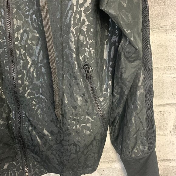 Zyia Active Windbreaker Black Cheetah Print Full Zip Hooded UtilityJacket - Picture 4 of 14